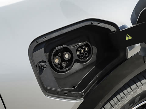 2026�� 610 �����״�Ultra
