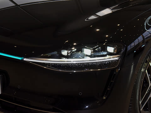 2025�� ���� Max (896�߼����״
