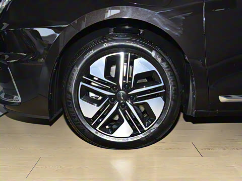 2025�� ���ɰ� 1.5T  252KM �콢L�� ��Ԫ�