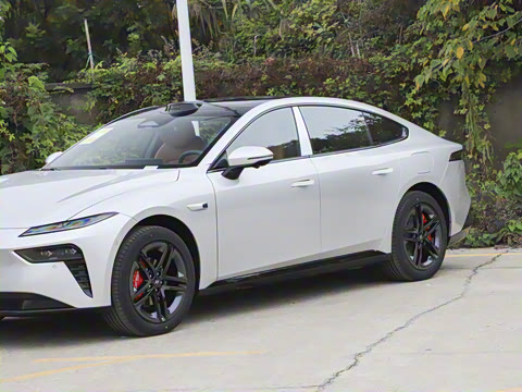 2026 007+  650 Ultra+״