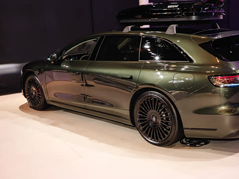 2025�� ���� Ultra�������� (896�߼����״