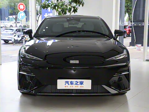 2025�� 700km Զ���Ǽݰ�