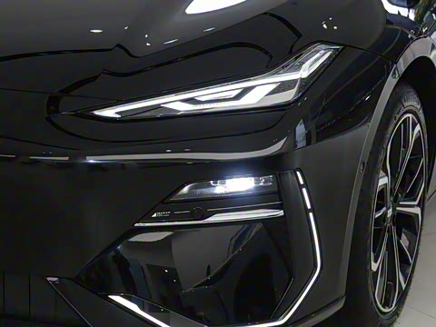 2025�� 700km Զ���Ǽݰ�