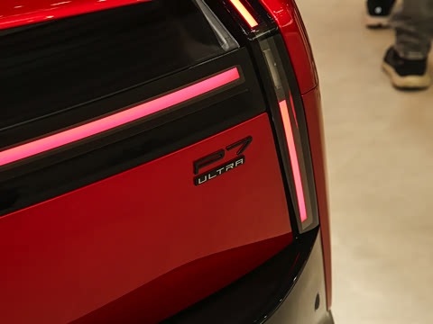 2025�� 750 ���� Max