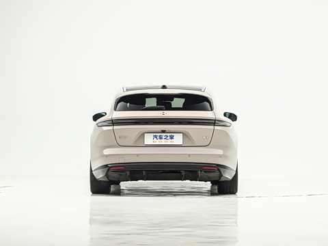 2025�� 100kWh Touring