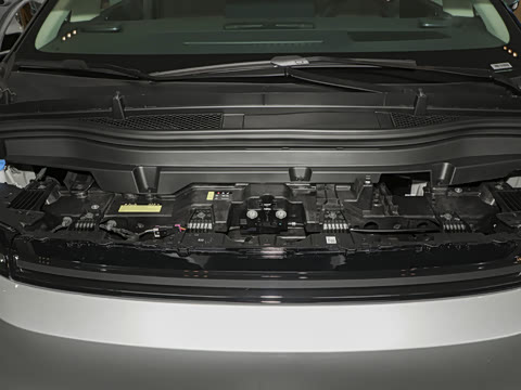 2026�� ���� 750 Ultra