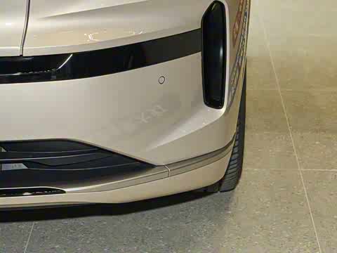 2025�� Ultra ������