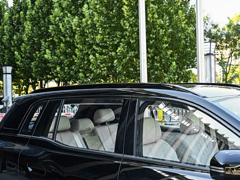 2026�� 650 ���װ�