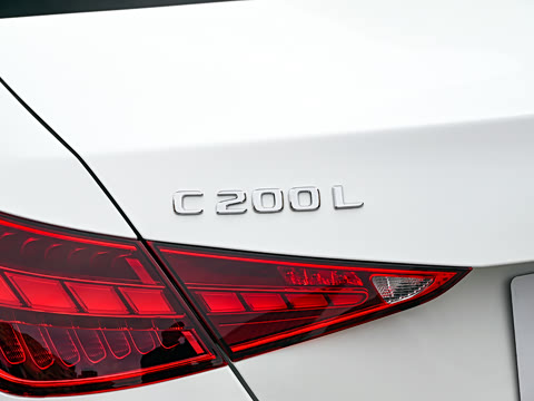 2026�� C 200 L �˶���