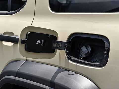 2026�� 2.0T ����������