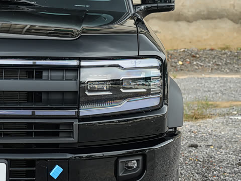 2025�� 210KM ����Ultra��