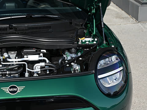 2026�� 466km COOPER E ������