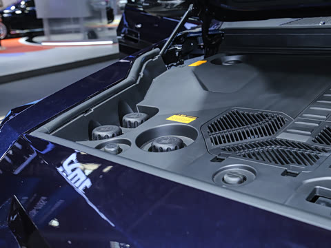2025�� M900 ������