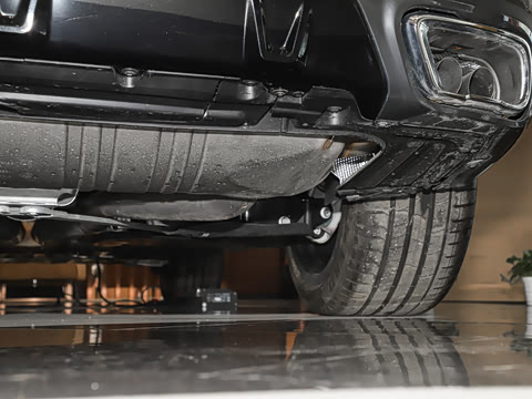 2026�� xDrive40i M�˶���װ