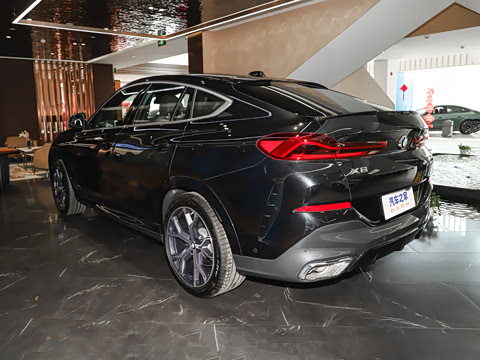 2026�� xDrive40i M�˶���װ