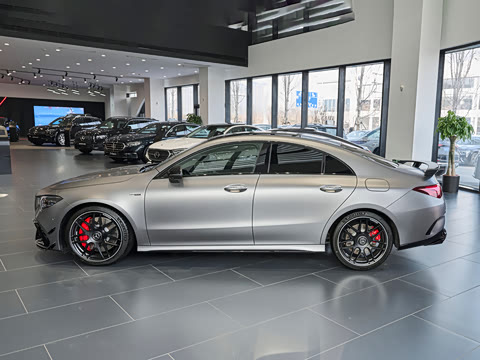 2026�� AMG CLA 45 S 4MATIC+