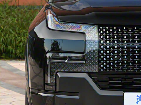 2025�� ������