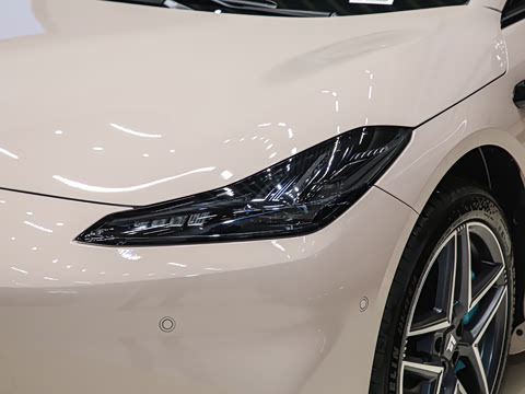 2025�� �Ŀ� 710 Max��