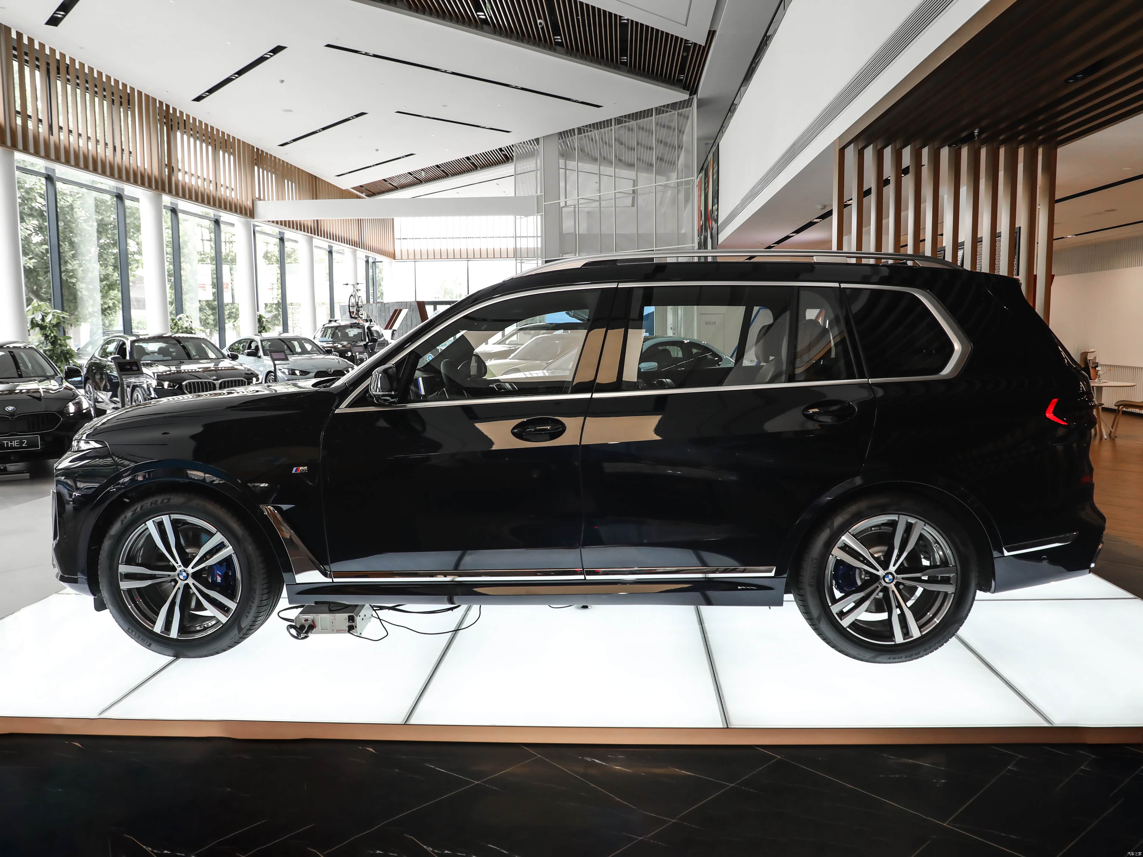 BMW X7, миниатюра 4