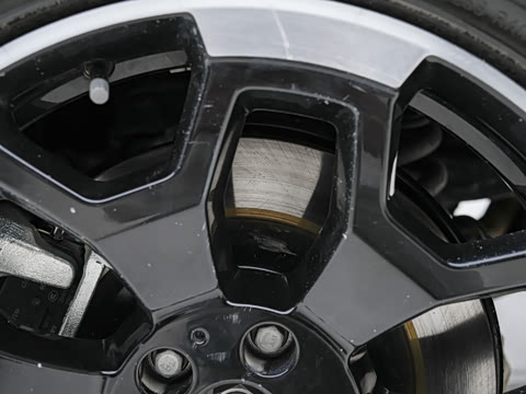 2026�� PLUS 211km XWD ���� 7��