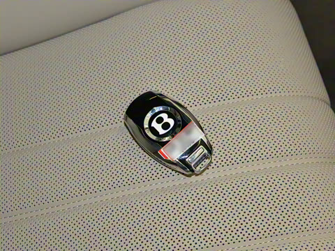 2024�� V8 Edition 8