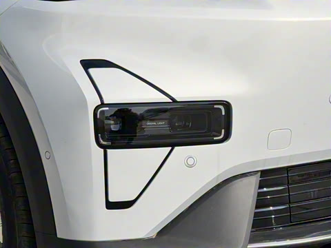 2026�� 215Max���̰�