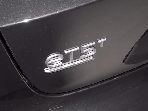 2025�� �ھ������ 75kWh Touring