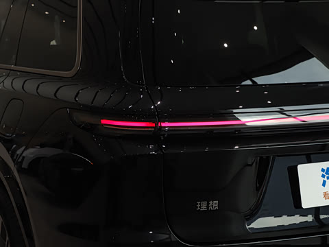 2025�� Pro ���ܻ��°�