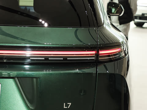 2025�� Max ���ܻ��°�