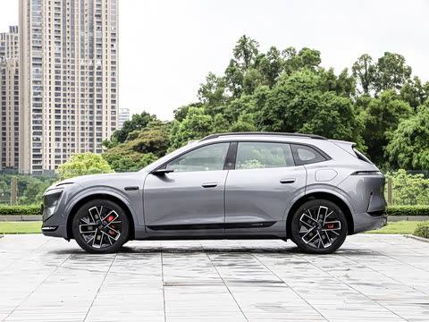 2026�� Ultra ����������