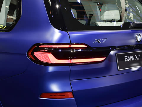 2026�� xDrive40i ������M�˶���װ 7��