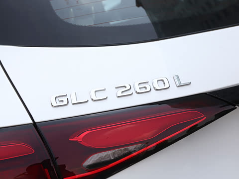 2026�� �Ŀ� GLC 260 L 4MATIC �����