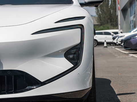 2026�� �Ŀ� Max ˫��������