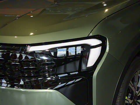 2025�� EcoBoost 170 ������