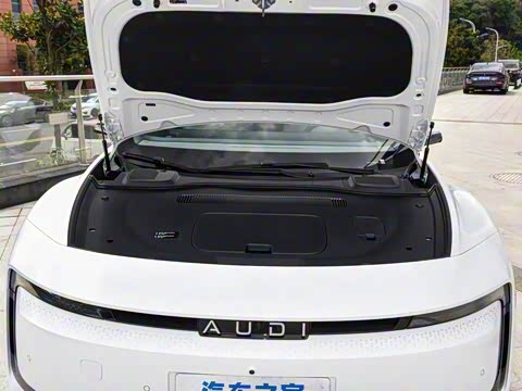 2026�� �ȷ�quattro��