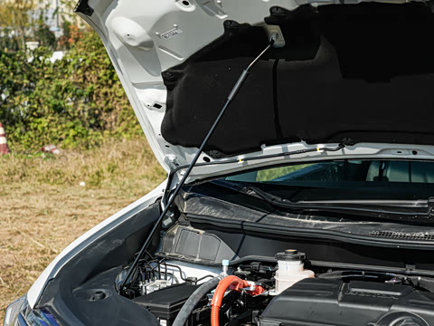 2026�� 2.0L e:HEV ��������