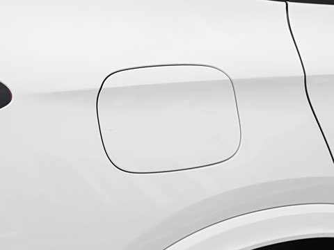 2026�� �Ŀ� GLC 300 4MATIC ����SUV