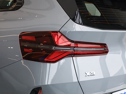 2025�� M50 xDrive