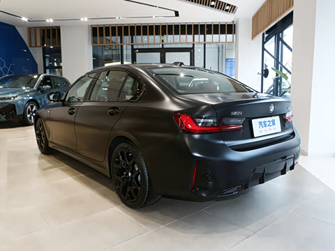 2026�� 330Li �����