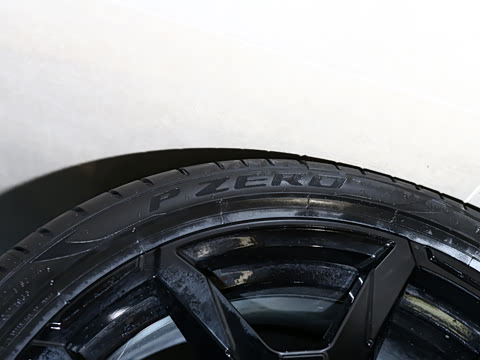 2026�� 330Li �����