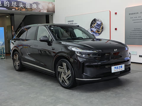 2025�� Ultra ������