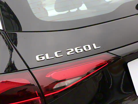 2026�� GLC 260 L 4MATIC �����