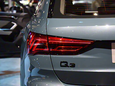 2025�� quattro 45�����ذ� 45TFSI quattro ʱ�ж�����