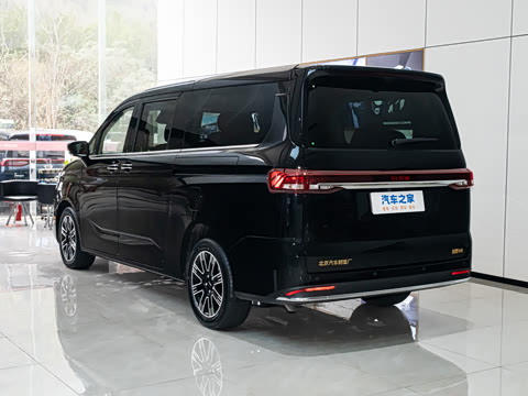 2026�� ���̰� 230������ 7��