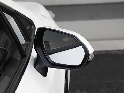 2026�� ����L ���ܵ��˫�� 1.8L ������