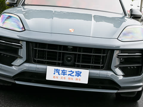 2025�� Cayenne Coup�� Turbo GT 4.0T