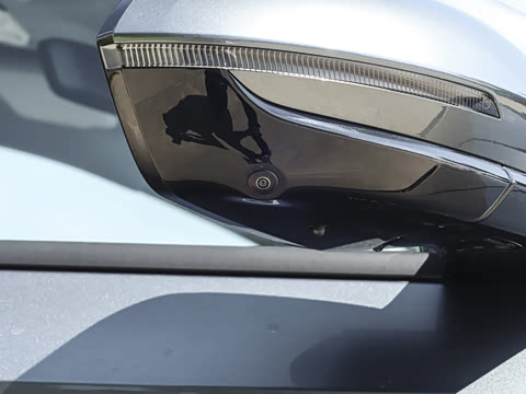 2025�� EM-i 70km ������