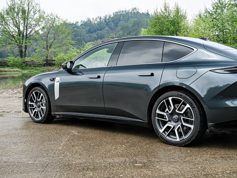 2026�� ��Ȼ�澳�� 100kWh 