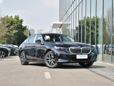 2026�� �Ŀ� eDrive 35L M�˶���װ