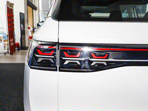 2025��  330TSI ����Ѳ�� ������